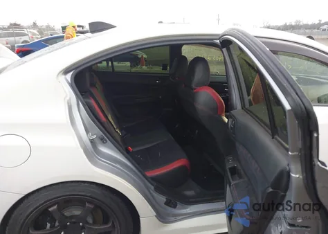 2015 Subaru Wrx Sti z USA, uszkodzony, nr VIN JF1VA2P66F9817816